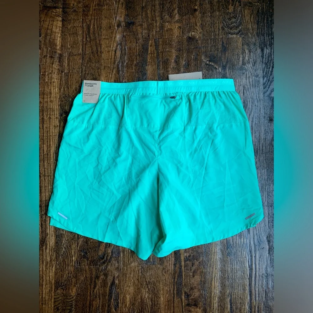 NWT Nike Mens Dri Fit Stride 7” lined Shorts XL - Picture 4 of 4